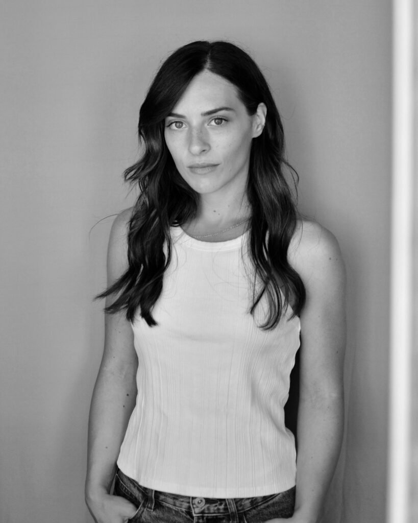 Chiara Elcino ritratto in bianco e nero attrice